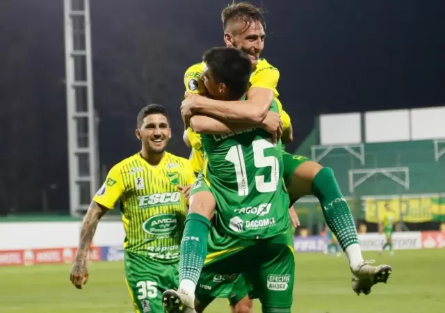 Defensa-Delfin2