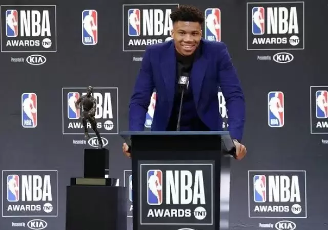 Giannis-Antetokounmpo