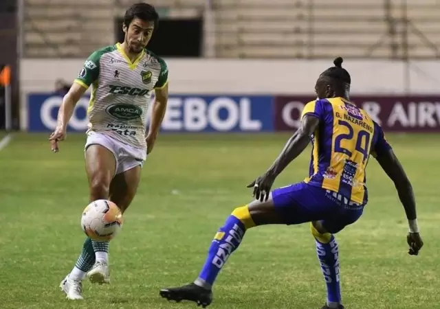 Defensa-Delfin1