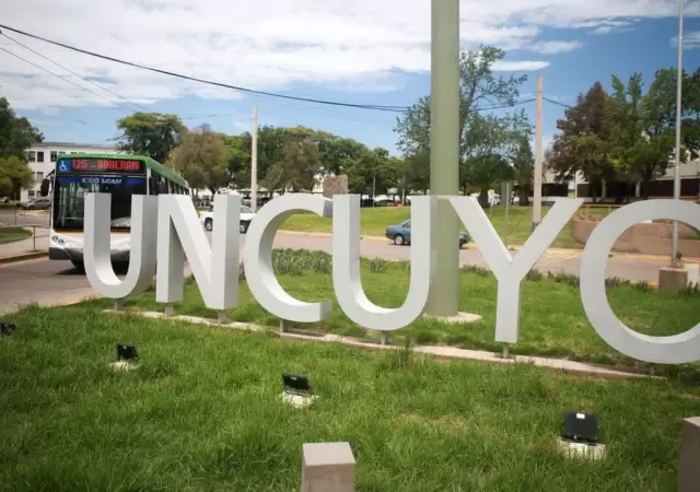 UNCUyo