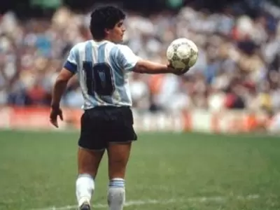 Maradona_Espalda_Argentina