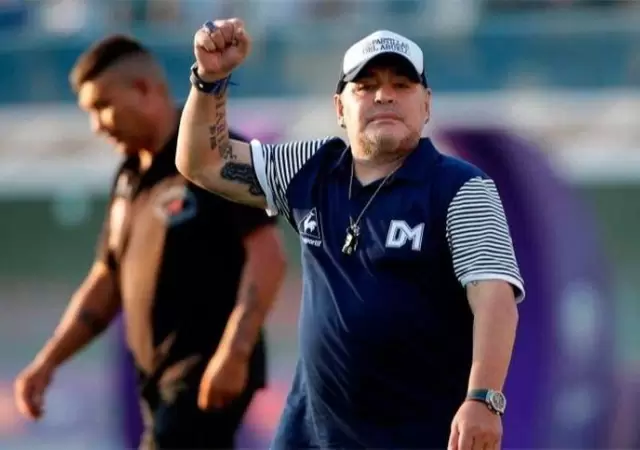 Maradona-enojado