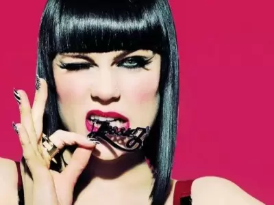 Jessie-J_guin?o