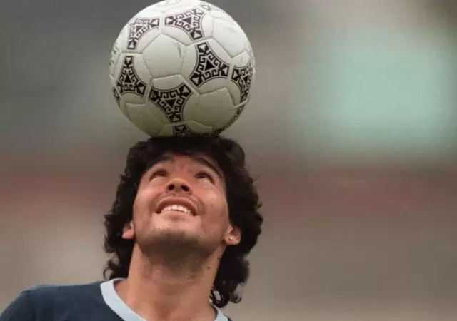 DIEGO-Y-LA-PELOTA