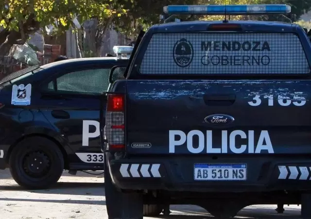 Policia