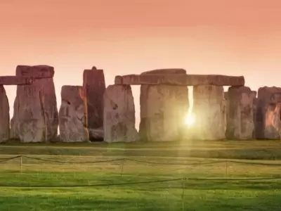 OVNI-Stonehenge