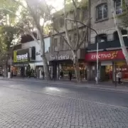 Ya se puede comprar libremente con d�bito y en d�lares