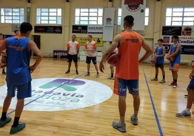 Rivadavia-B�sket