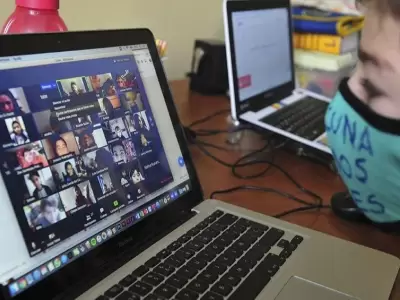 alumno_clase_virtual_zoom