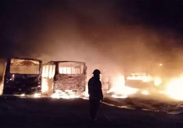 tremendo-incendio-el-grupo-5-guaymallen
