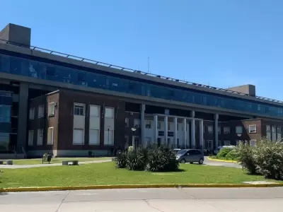 Hospital_Posadas_(2019)