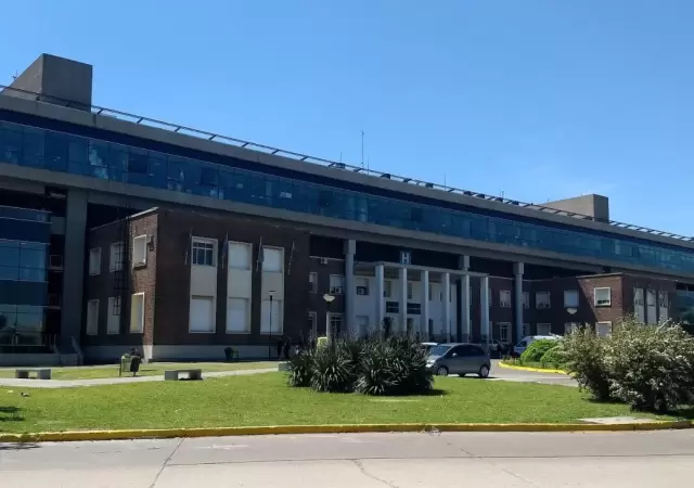 Hospital_Posadas_(2019)