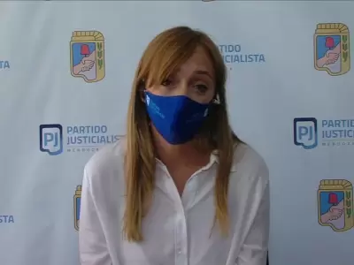 Anabel_Ferna?ndez_Sagasti_barbijo
