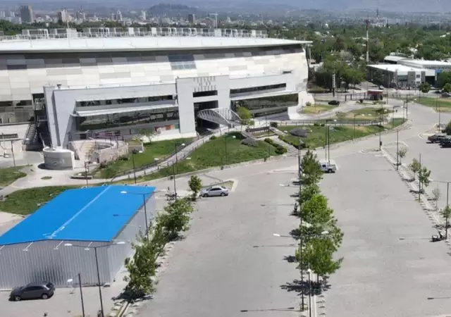 coronavirus-el-le-parc-se-realizaran-testeos-bajarse-del-auto