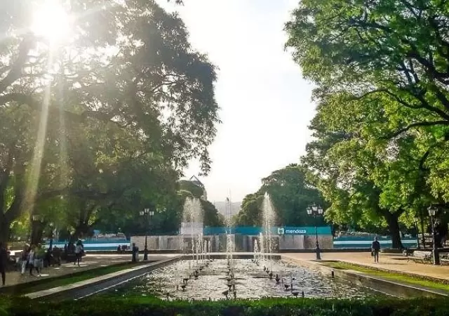 plaza-indep