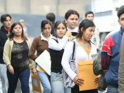 Trabajo joven en Argentina: el porcentaje que usa la IA y la adicci�n a las apuestas online