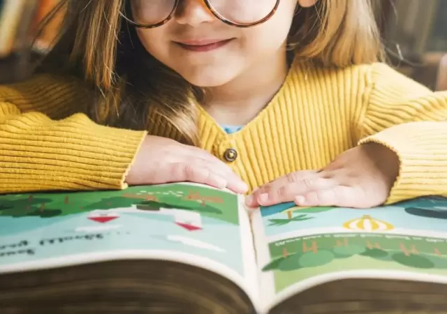 nin?a_literatura_infantil_libro