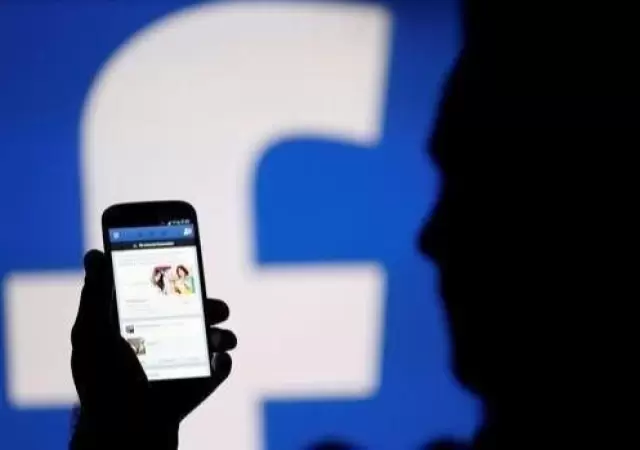 facebook-hay-que-pagar