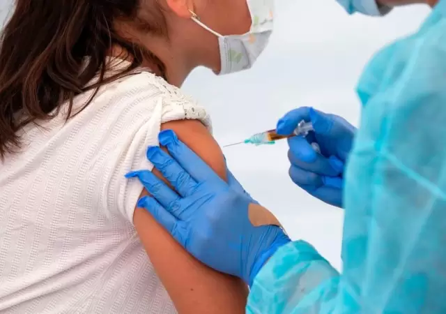 vacunaci�n-covid-adolescentes