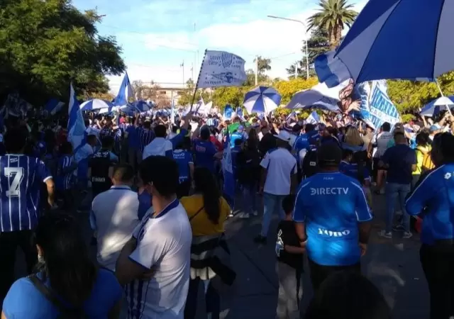 TOmba-centenario-calle