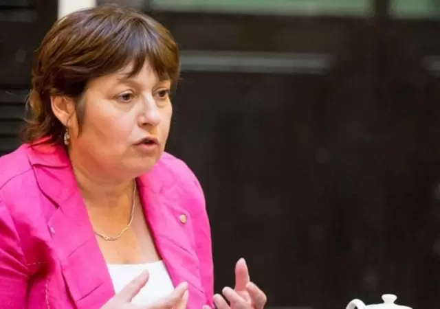 Graciela Oca�a.