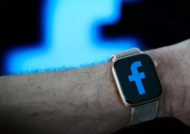 facebook-reloj