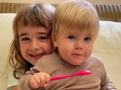 Anna-y-Olivia