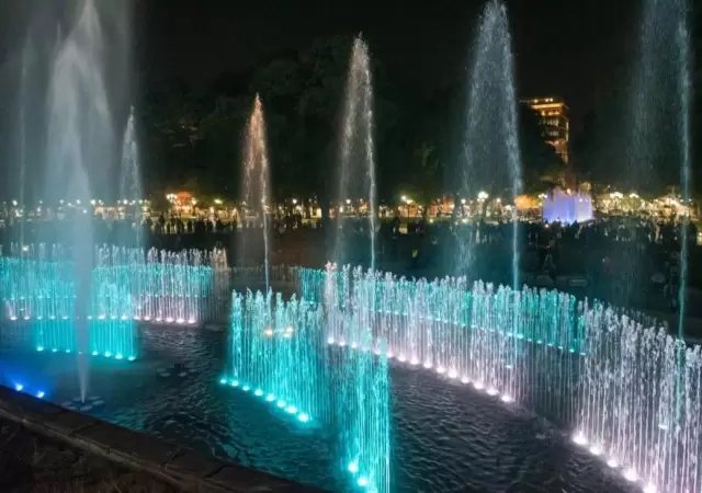 Plaza-