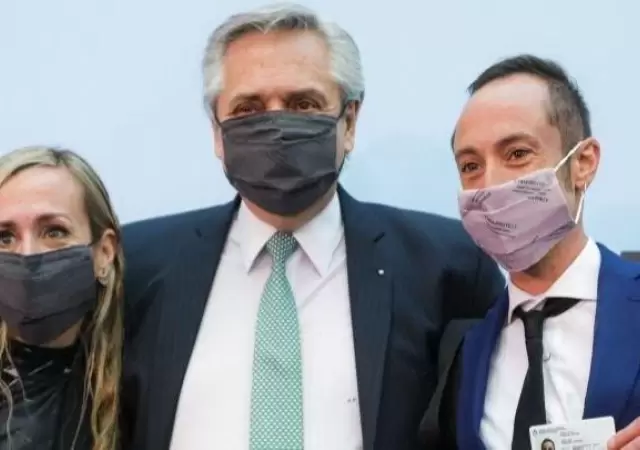Alberto-Ferna?ndez-Caro-Gero-DNI-no-binario