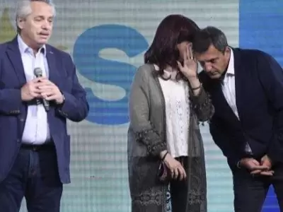 alberto-fernandez-cristina-fernandez-de-kirchner-sergio-massa-bunker-fdt-paso2021