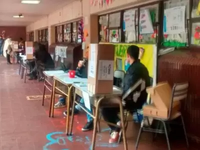 Elecciones--escuela