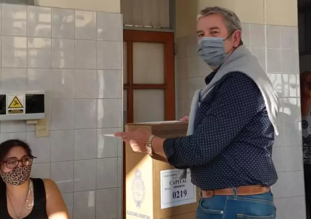 cobos-elecciones-voto-paso-hoy-(1)