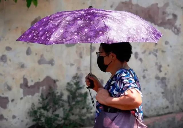 paraguas-calor-golpe-de-calor