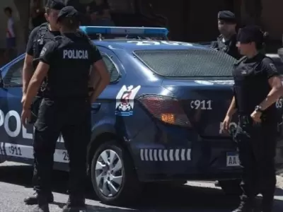 Polic�a
