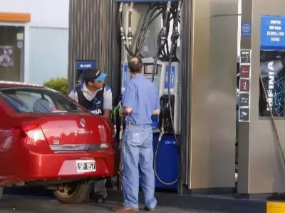 Estacion-Servicio-Combustible-Nafta