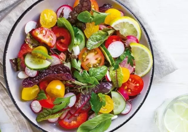 ensalada-mediterranea