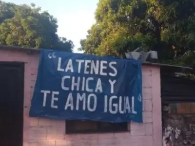 cartel-mensaje-historia-autor-corrientes-facebook