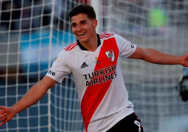 julian-alvarezzzzzz