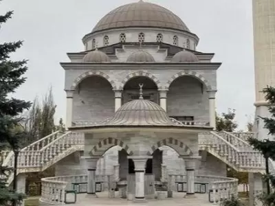 mezquita-bombardeada-jpg.