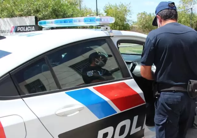 policia-1-crop1615388832020-jpg.