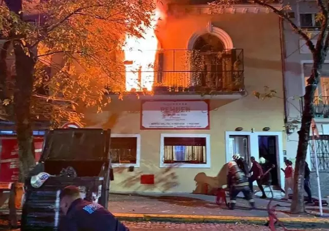 incendio-villa-urquiza-jpg.