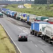 Volatilidad y costos del transporte: impuestos, dólar y la urgente modernización laboral