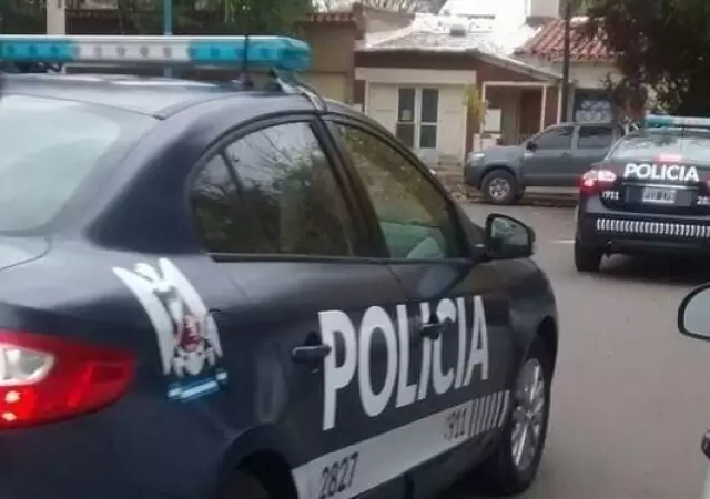 Polic�a