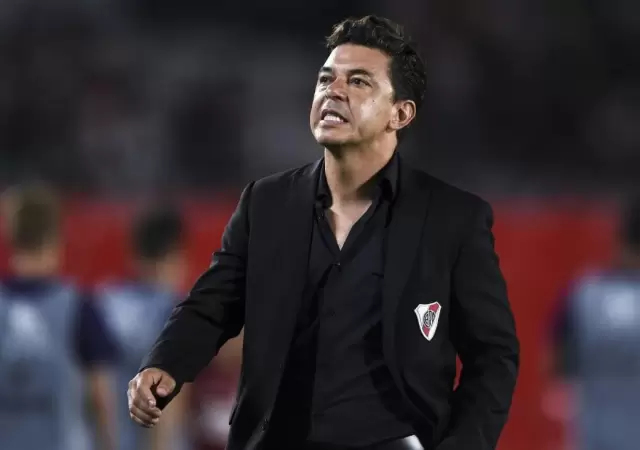 gallardo-serio-jpg.