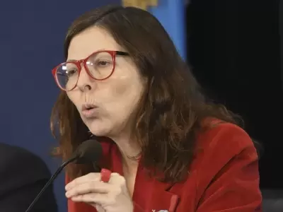 silvina-batakis-jpg.