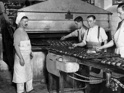 inmigrantes-italianos-panaderia-en-la-decada-de-1920-png.