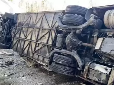 micro-rusia-minibus-video-muertos-png.