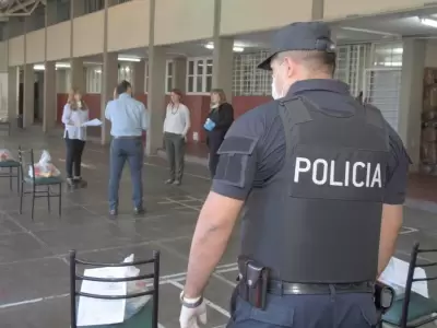 policiaescuela-jpg.