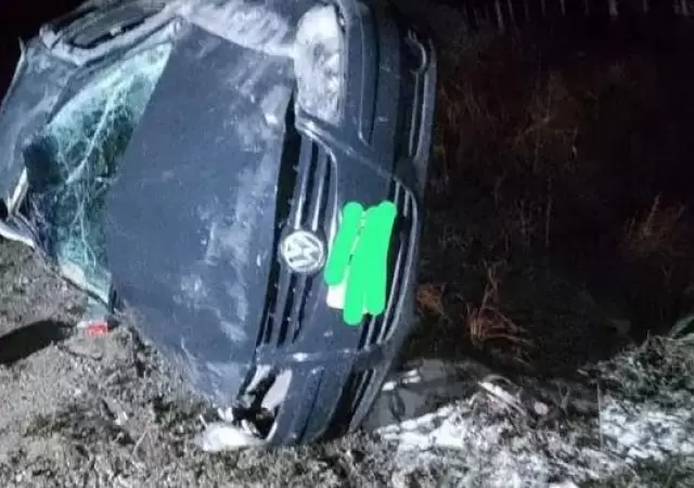 accidente-jugar-el-celular-1jpg-png.