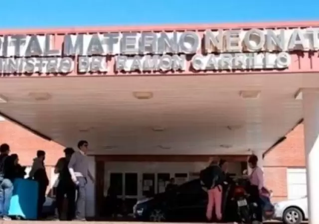 hospital-materno-infantil-cordoba-feto-bebe-png.